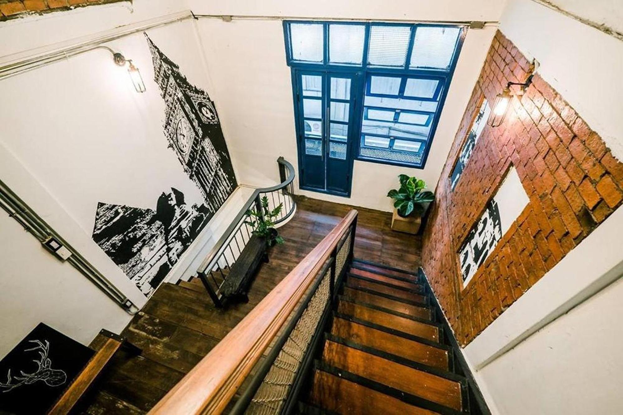 Zeds Hostel Bangkok Exteriör bild