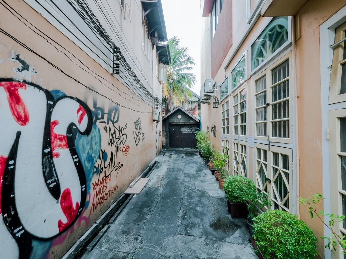 Zeds Hostel Bangkok Exteriör bild